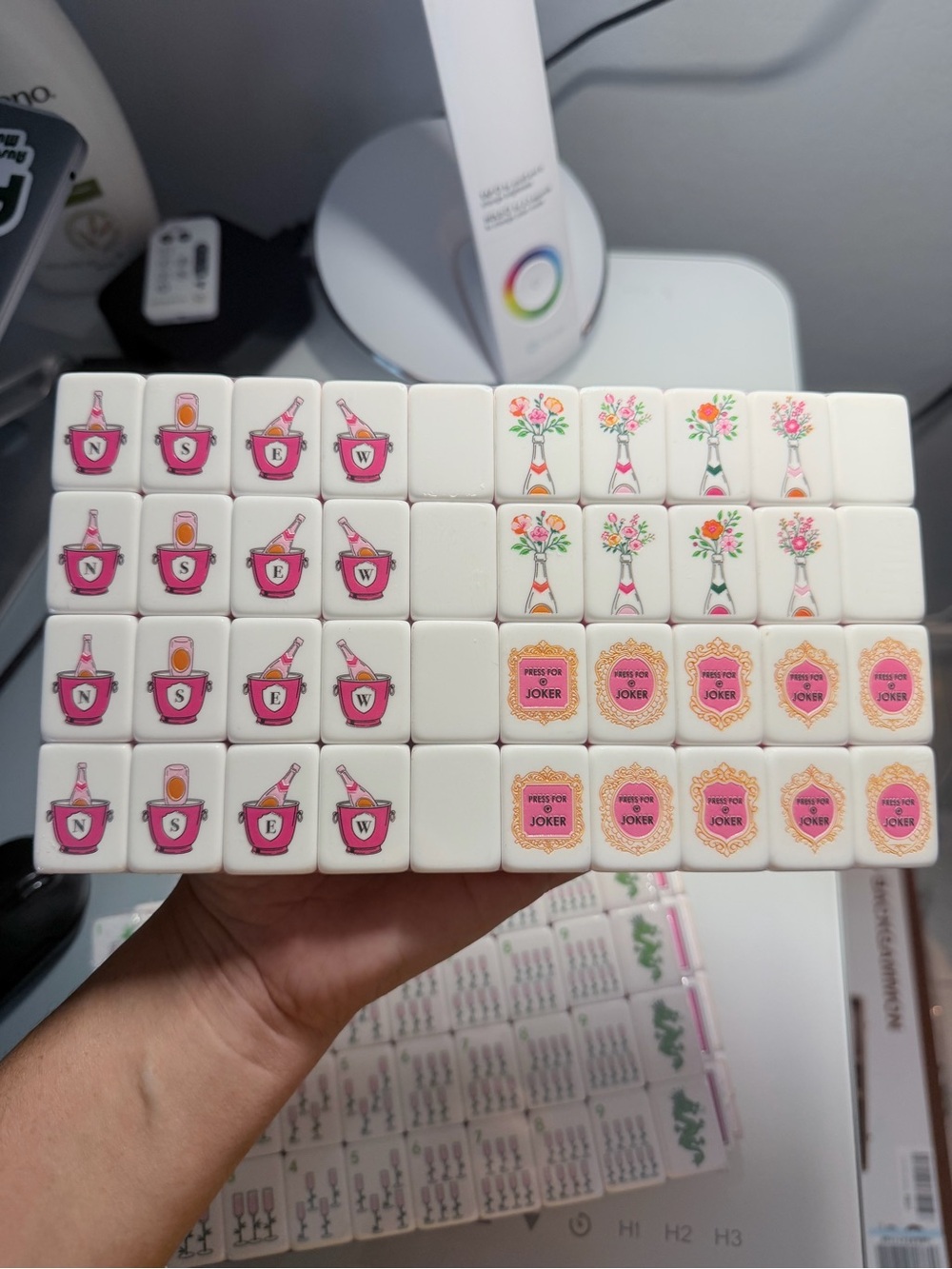 Pink Mahjong Tile Set - Picture 4 of 10